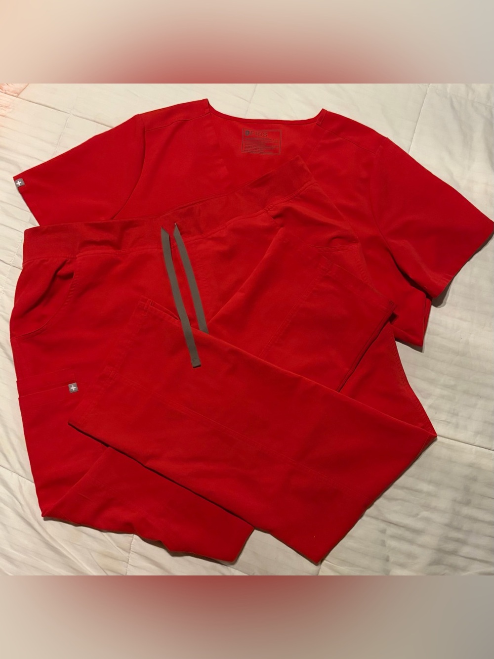 Figs Red Technical Scrub Set